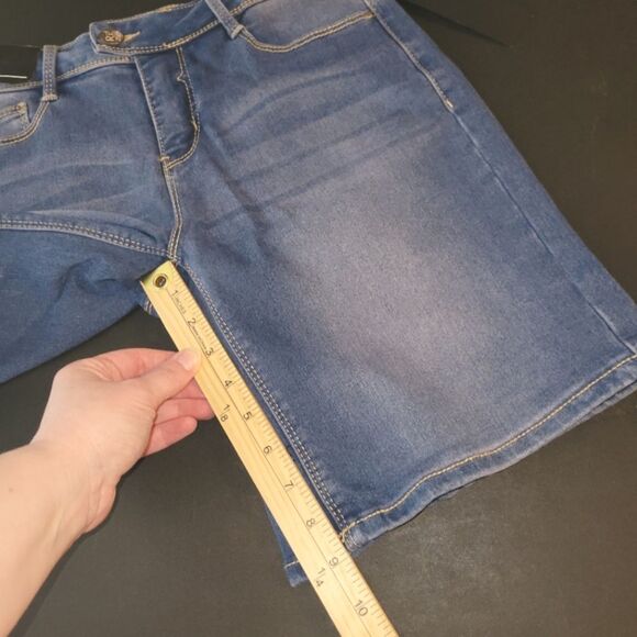 New Thorn Long Length Curvy Fit Jean Shorts 8 - Picture 7 of 8